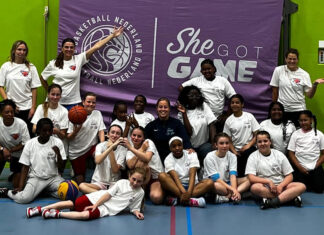 Flying Oost verbindt Amsterdamse basketbalclubs en de buurt