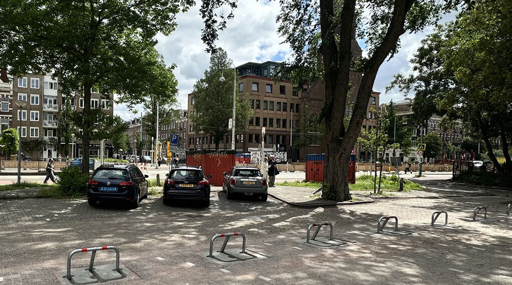 Taxtstandplaats Linnaeusstraat xl