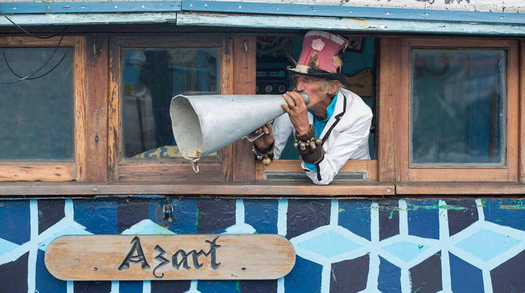 Azart August M-de-Vries xl