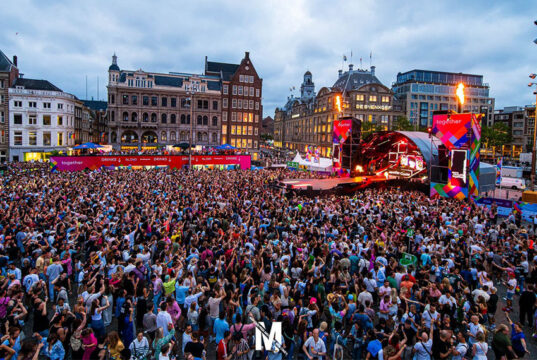 Dj Don Diablo luidt MainStage Pride Amsterdam in met show op de Dam