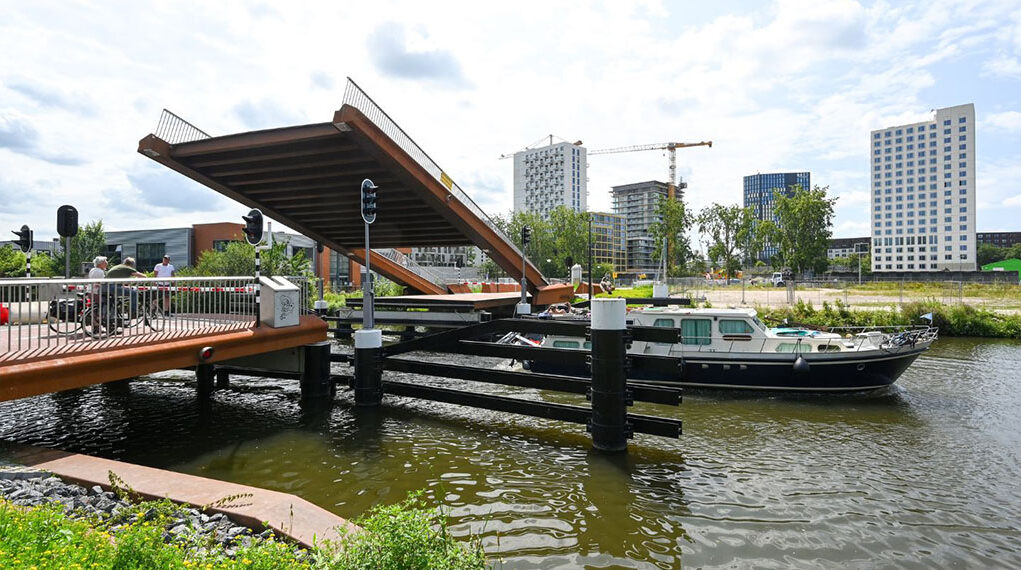Weespertrekvaartbuurt Oost Solitudebrug