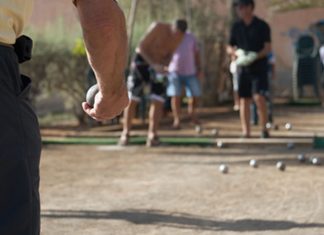 Het legendarische Jeu de boules-toernooi strijkt neer op het Krugerplein