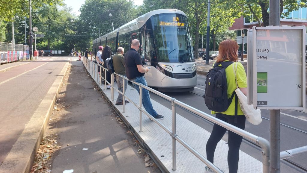 Tram uithoorn breed