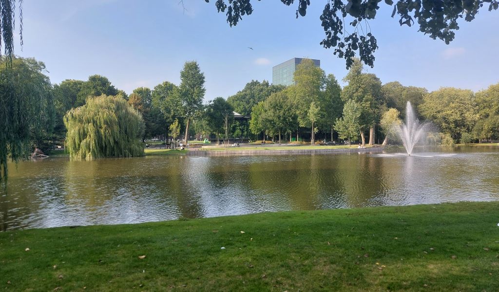 Dialoog in Actie over drugsoverlast rond Oosterpark