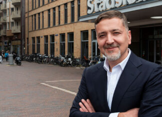Duidelijk en zonder grote beloften