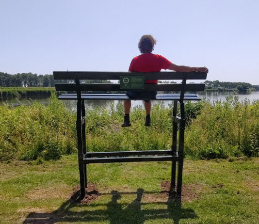 Klimaatbankje in Flevopark maakt gevolgen klimaatverandering zichtbaar
