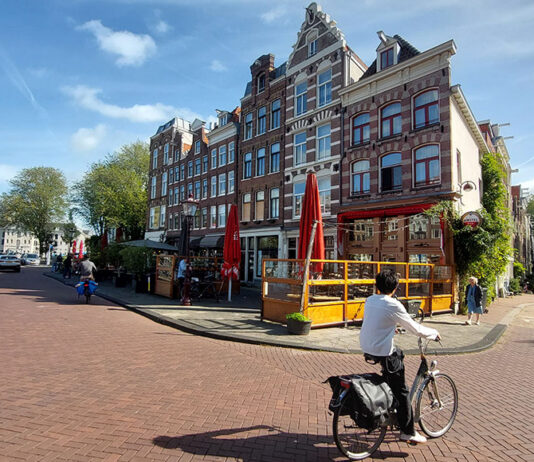 Kadijksplein: een levendige plek met veel geschiedenis