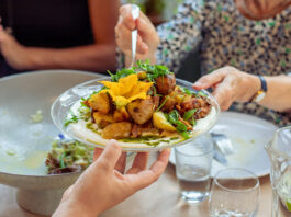 Samen aan tafel bij De Oogstkeukens