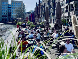 Wijnwandeling en livemuziek tijdens Festivino in Oostpoort