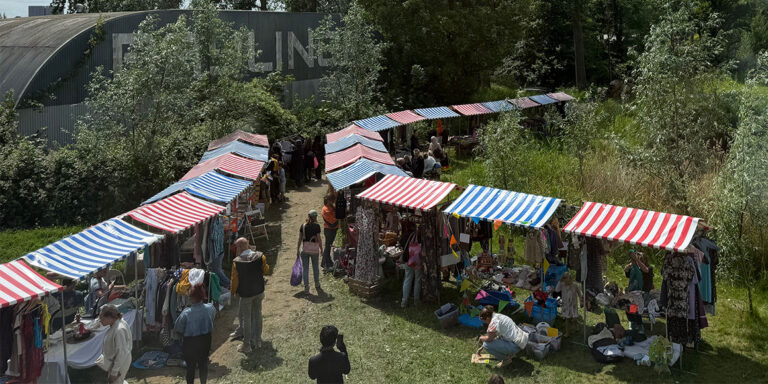 Zeeburgereiland Rommelt: tweedehands spullen met een verhaal