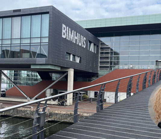 De boekenkast van… Mijke Loeven